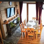 Na Zakrecie-pod Tatrami Nyaraló