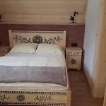 Na Zakrecie-pod Tatrami Nyaraló